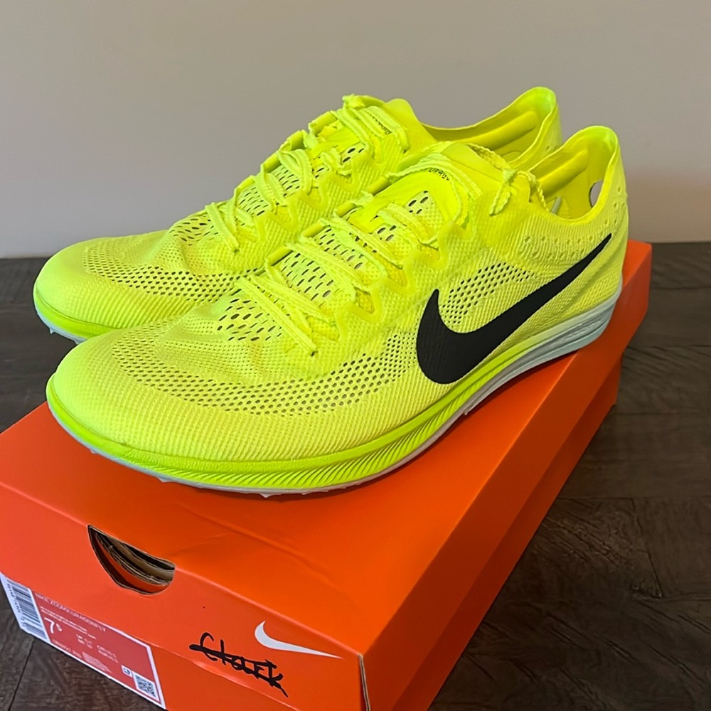 Nike ZoomX Dragonfly spikes